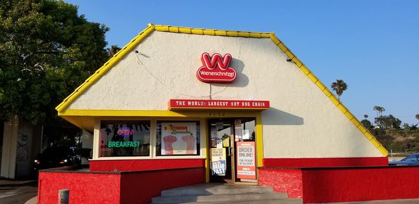 Wienerschnitzel