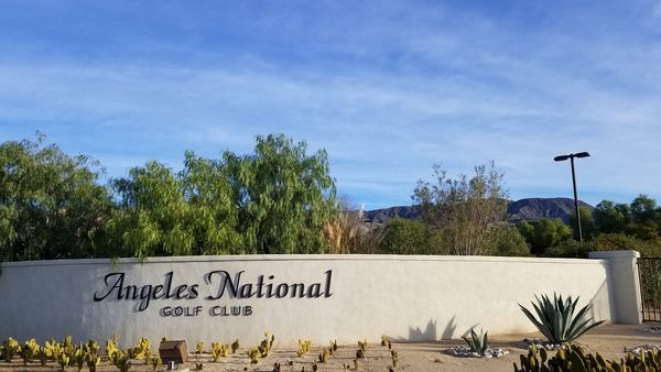 Angeles National Golf Club