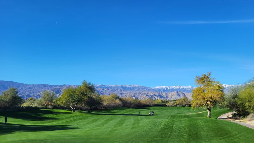 Desert Willow Golf Resort - Mountain view course