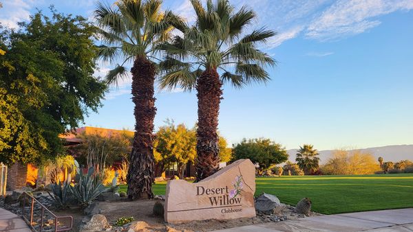 Desert Willow Golf Resort