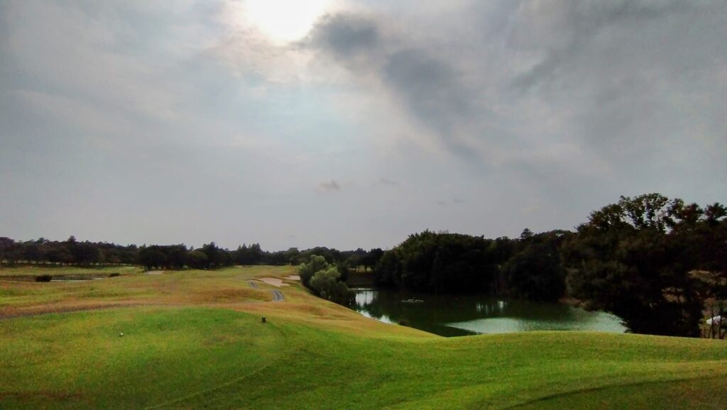 Glen Oaks Country Club　グレンオークスカントリークラブ 