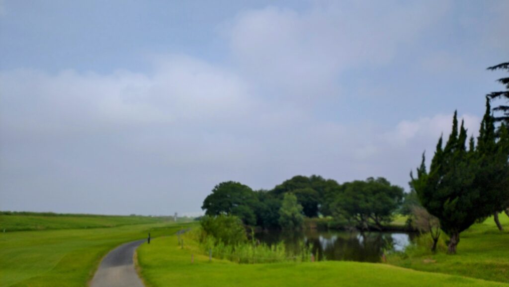 Higashi Abiko Country Club 東我孫子カントリークラブ