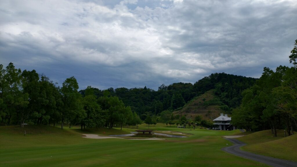 Hannou Kusunoki (Camphor tree) Country Club 飯能くすの樹カントリー倶楽部