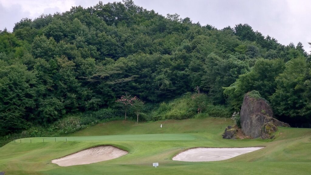 Hannou Kusunoki (Camphor tree) Country Club 飯能くすの樹カントリー倶楽部