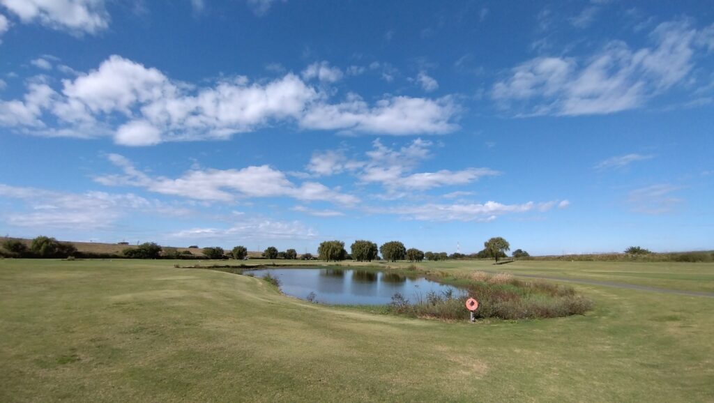 KOSHIGAYA GOLF CLUB　越谷ゴルフクラブ
